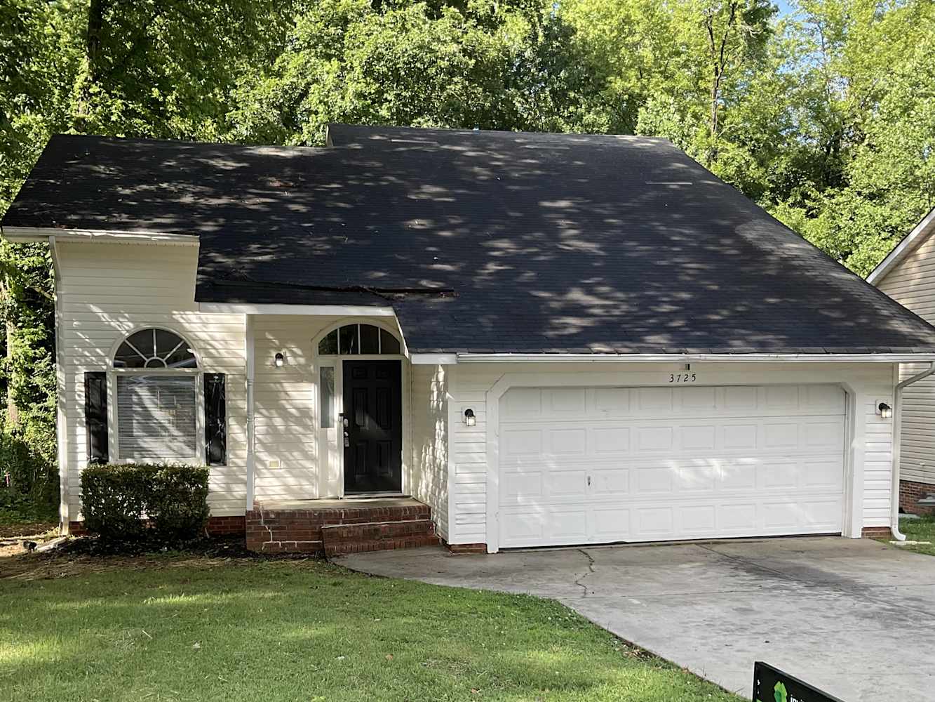 3725 Oakwood Rd, Charlotte photo 1