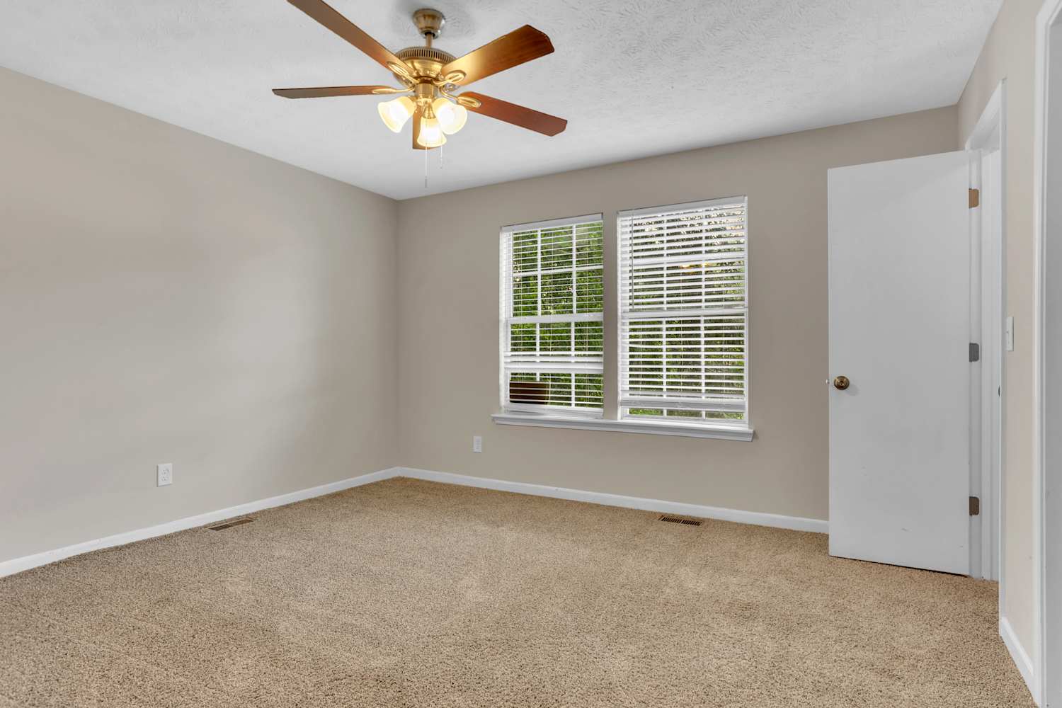 3728 Adamsville Dr Sw, Atlanta photo 20