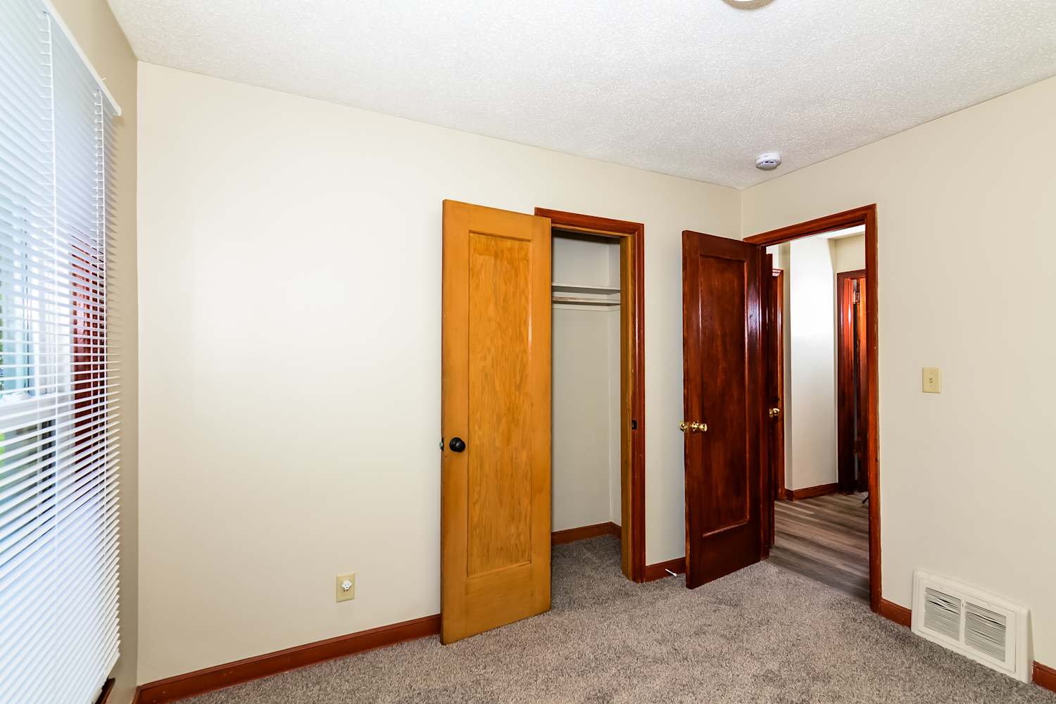 3729 Noble Ave N, Robbinsdale photo 14