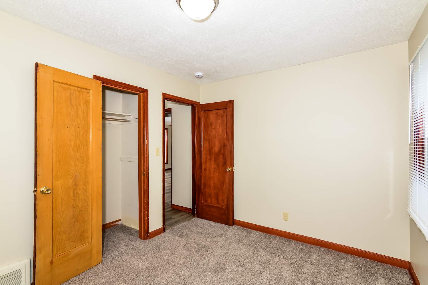3729 Noble Ave N, Robbinsdale photo 12