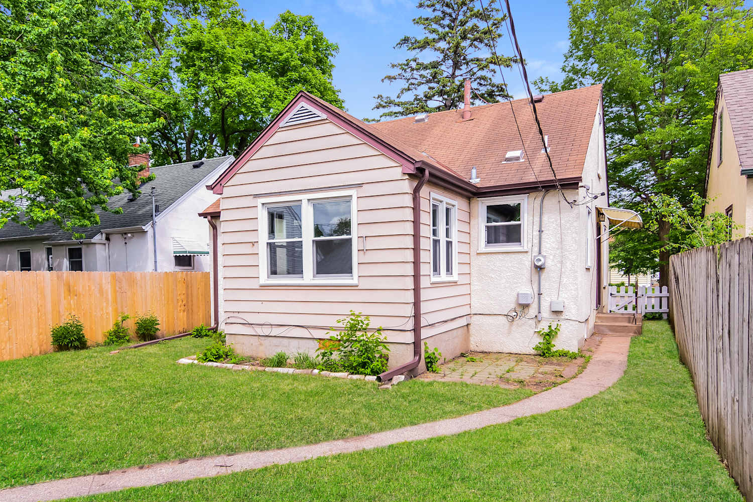 3729 Noble Ave N, Robbinsdale photo 18