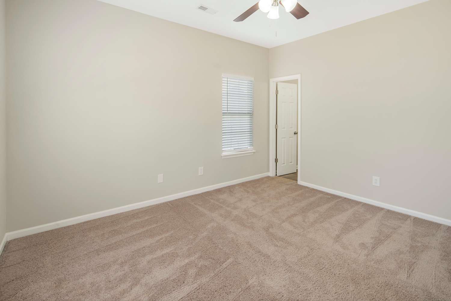 3732 Bullard St, Charlotte photo 17