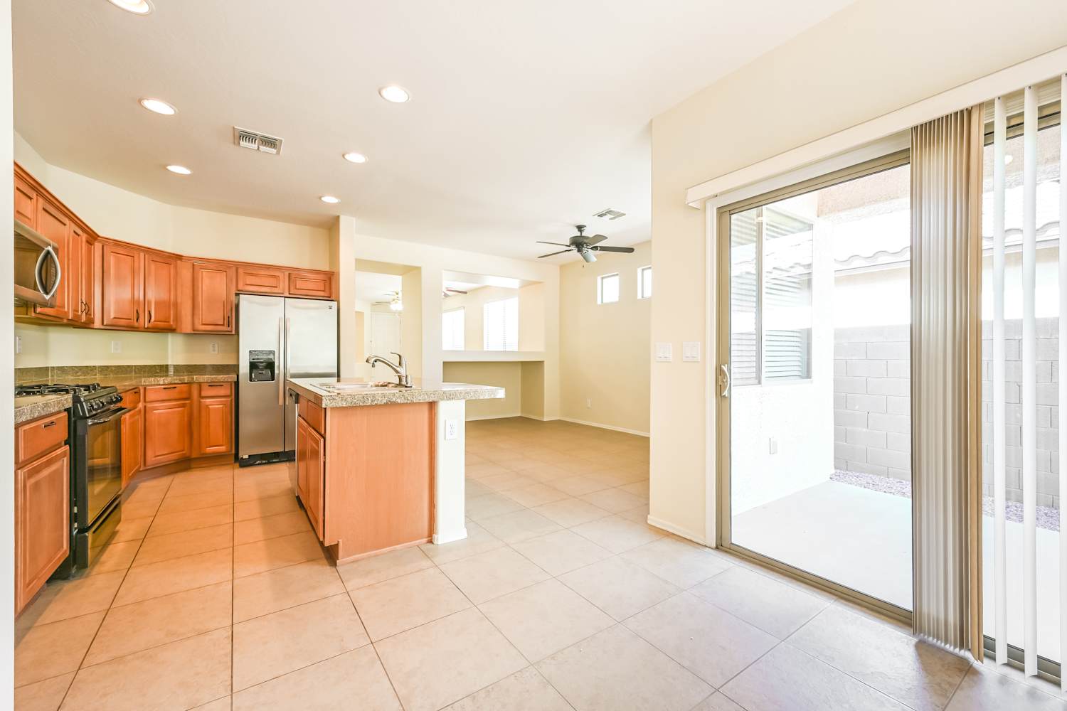 3736 W Ghost Flower Ct, Phoenix photo 7