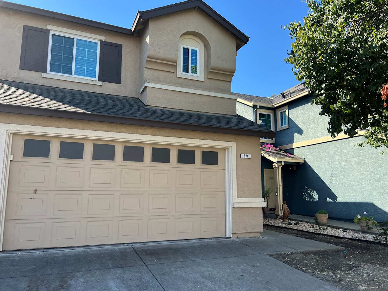 Front of 374 Promenade Cir, Suisun City, CA