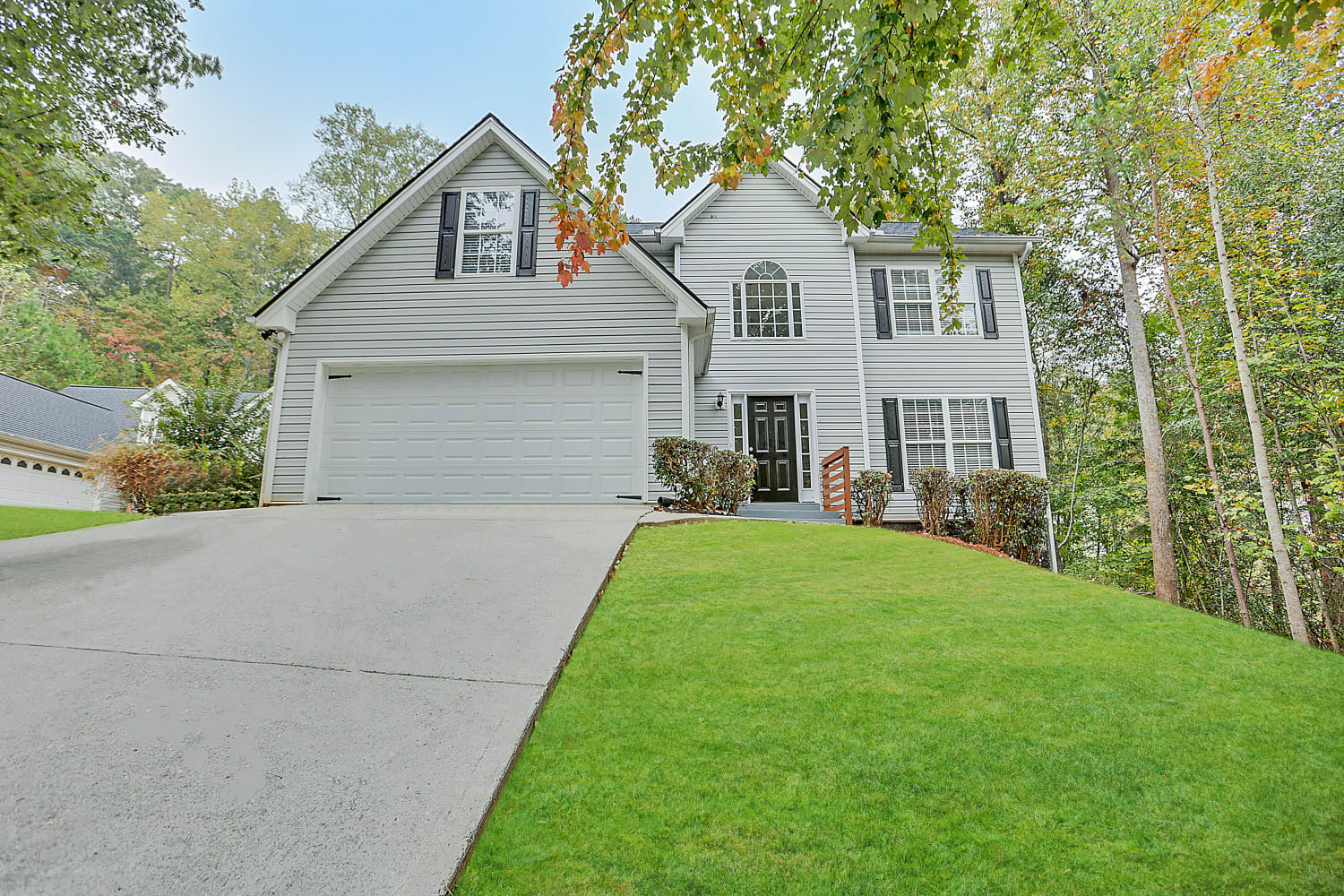 Front of 3743 Jonathan Glen Way, Snellville, GA