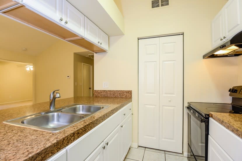 3764 Carmichael Ct, Palm Harbor photo 9