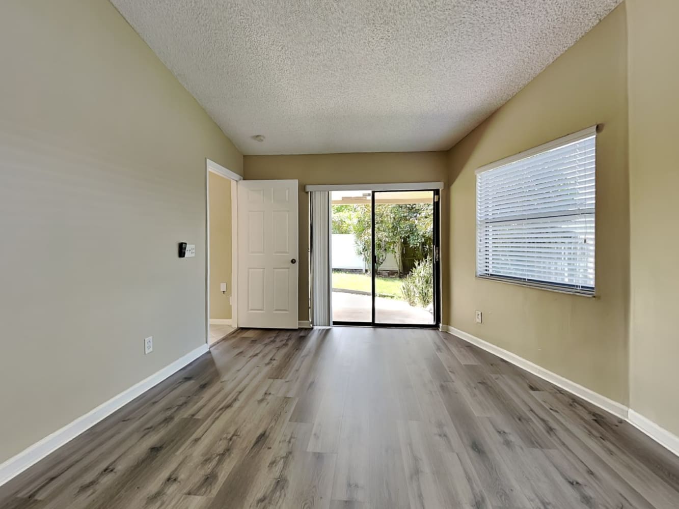 378 N Country Club Blvd, Boca Raton photo 9