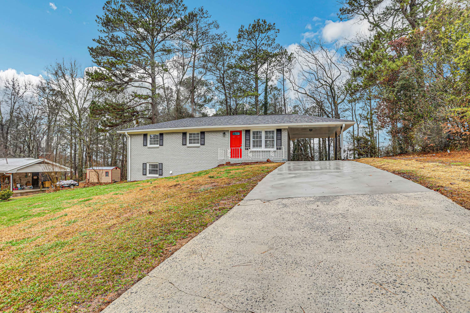 Front of 3780 Cherokee Trails Dr Sw, Marietta, GA