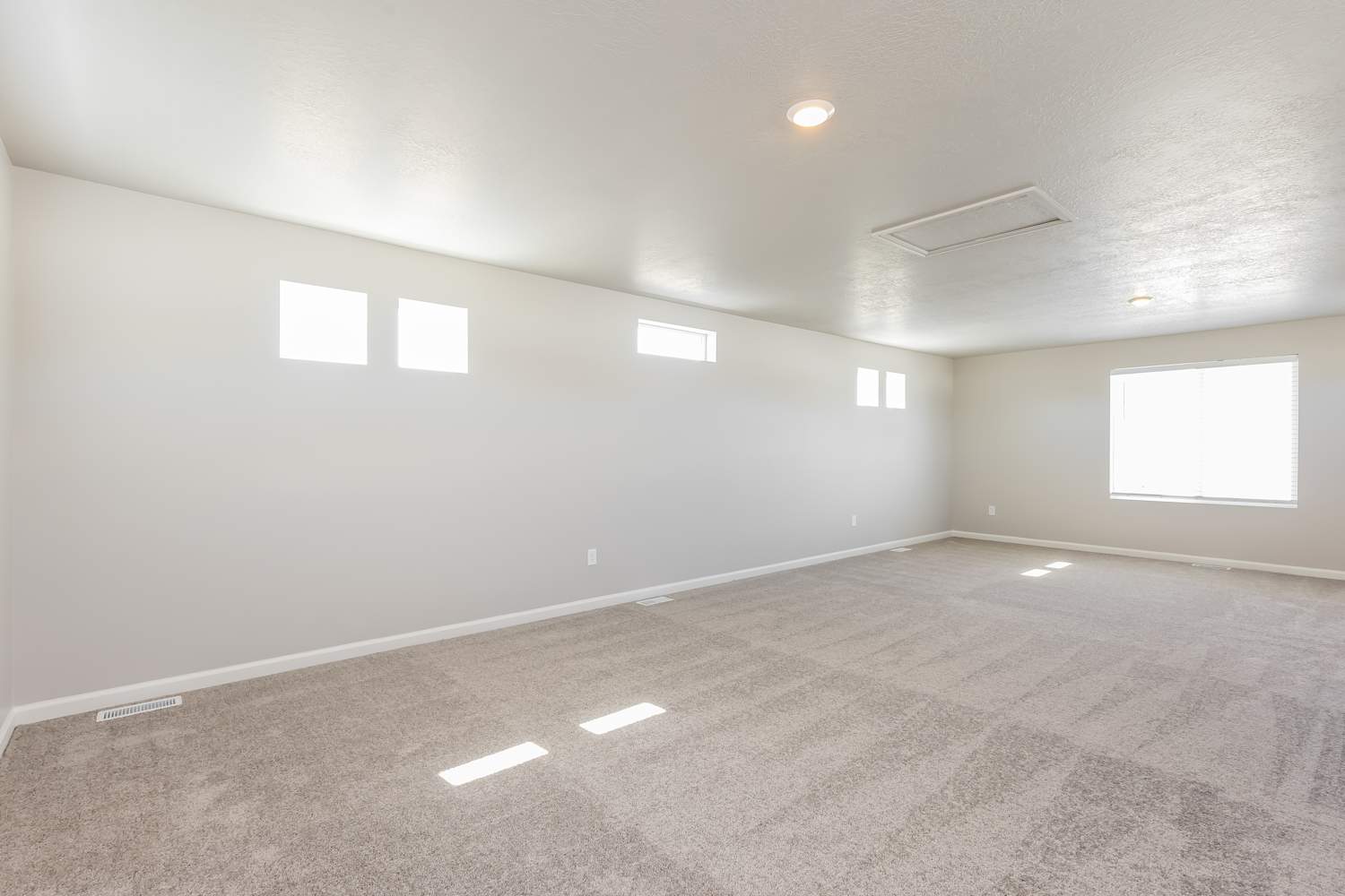 379 E Kanab Creek Dr, Saratoga Springs photo 9