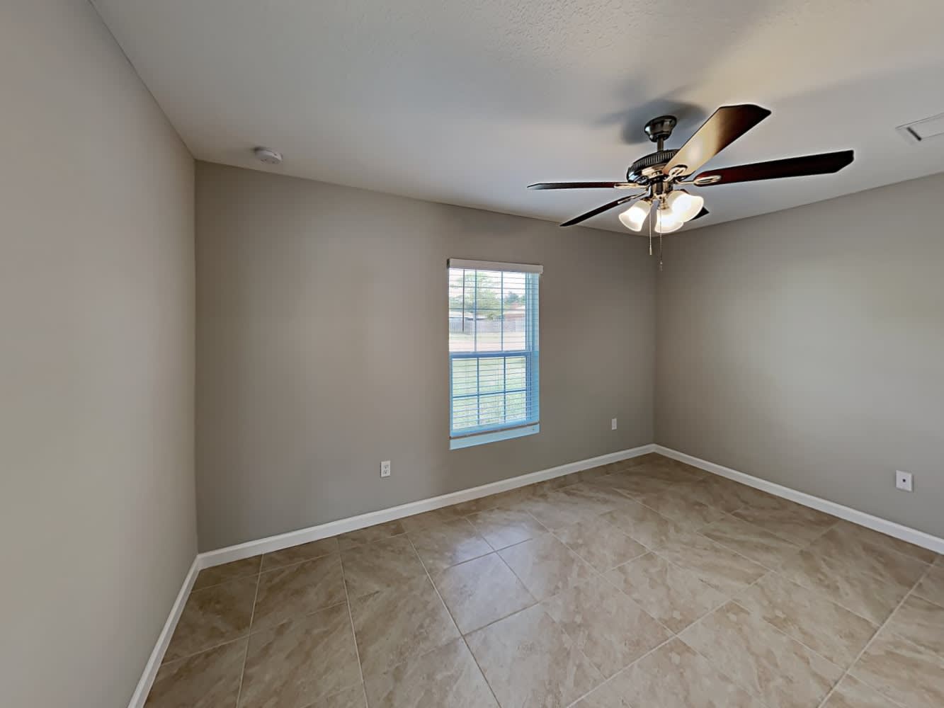 379 NW Camrose St, Port Saint Lucie photo 11