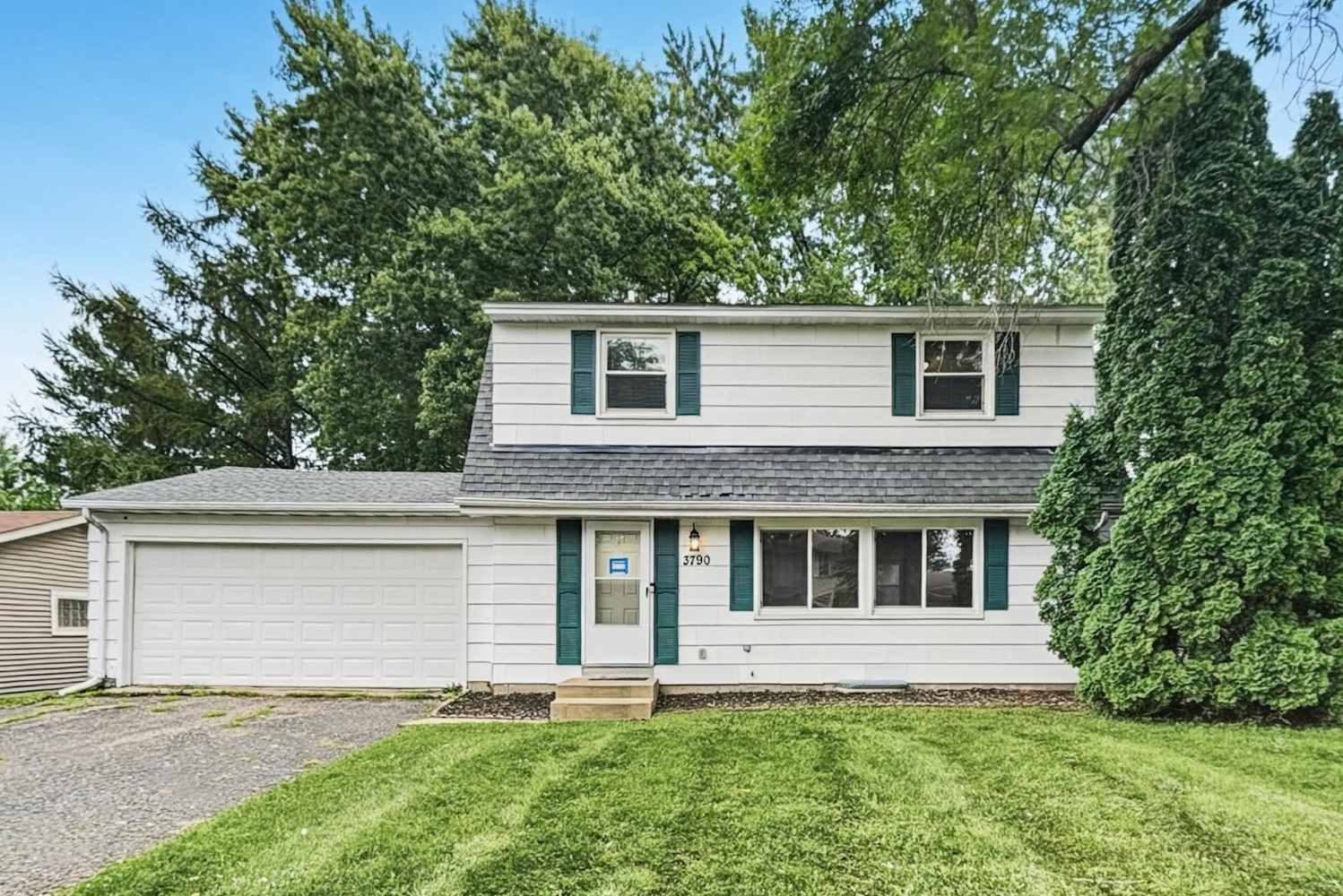 3790 Grand Ave, White Bear Lake photo 1