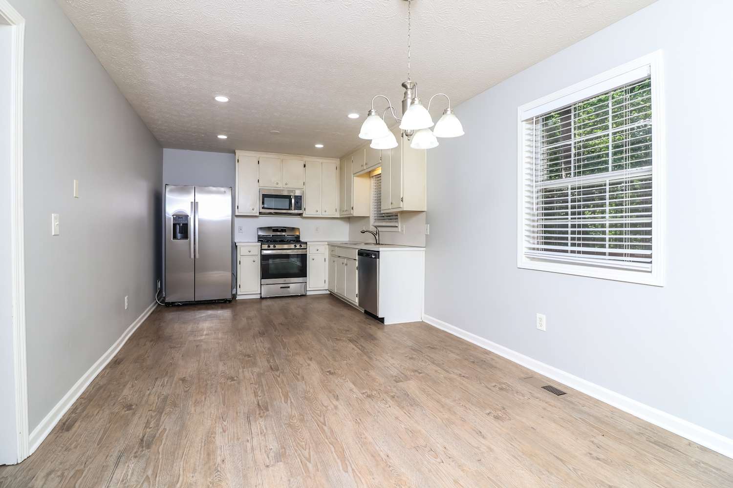 3795 Cherokee Overlook Dr, Canton photo 10
