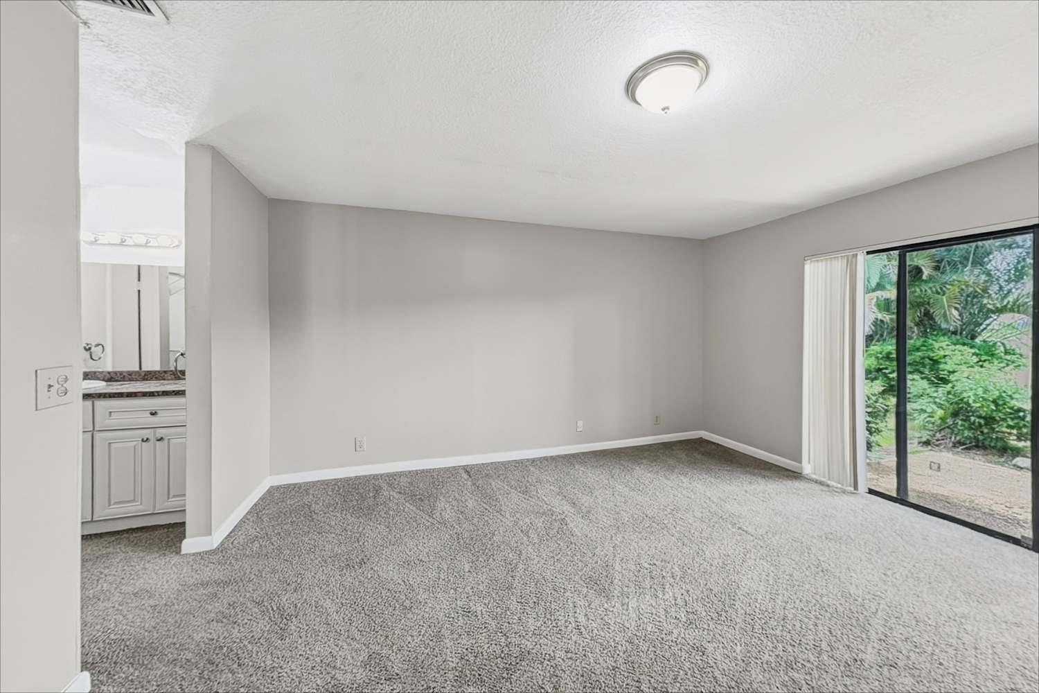 381 Wildwood Ln E, Deerfield Beach photo 11
