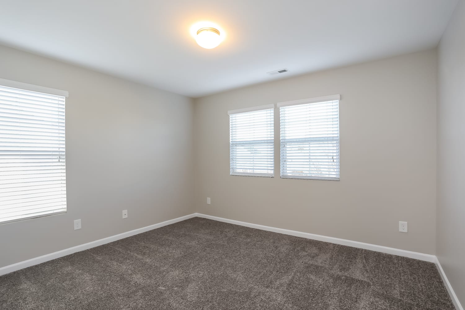 3826 Althorp Dr, Raleigh photo 10