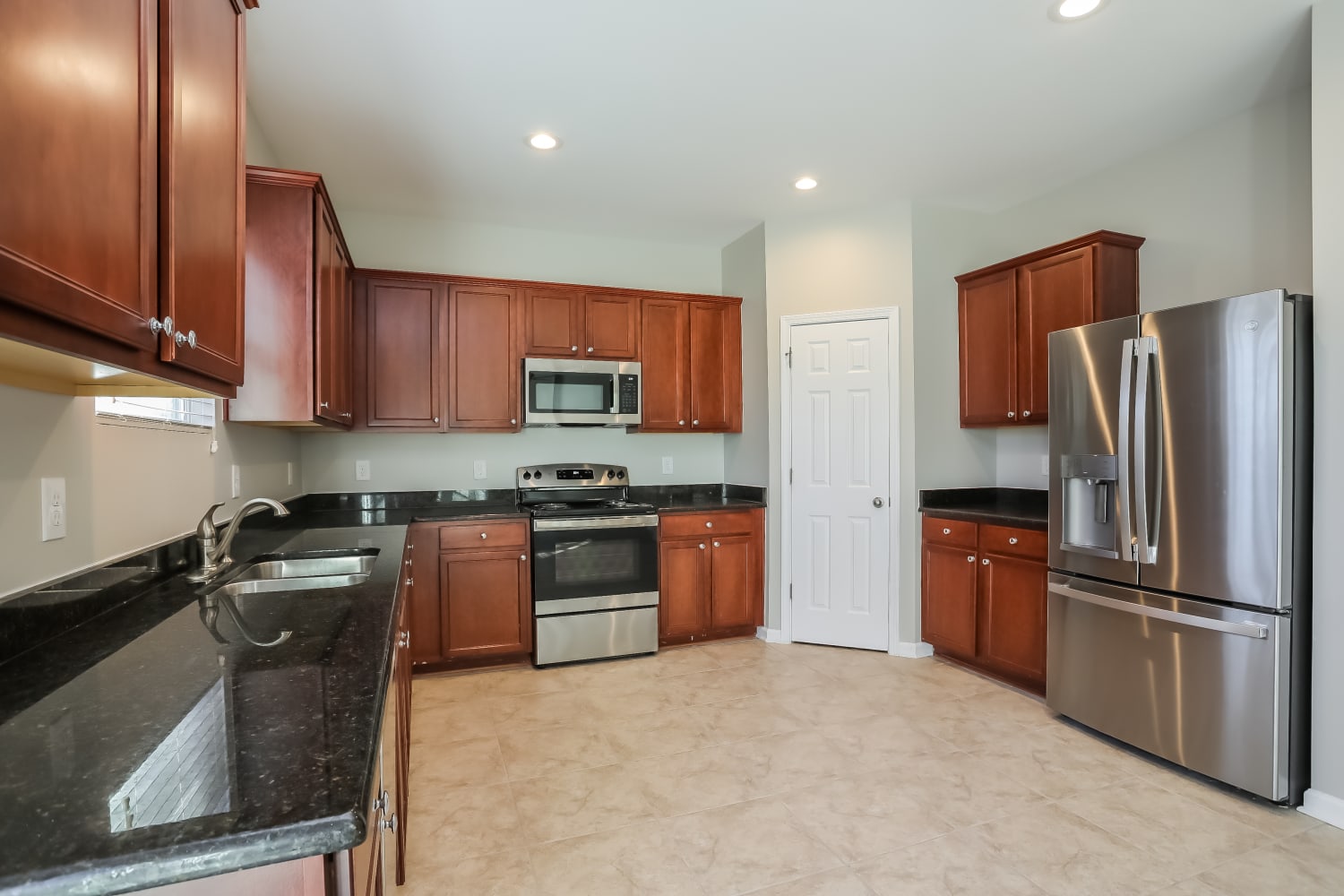 3826 Althorp Dr, Raleigh photo 6