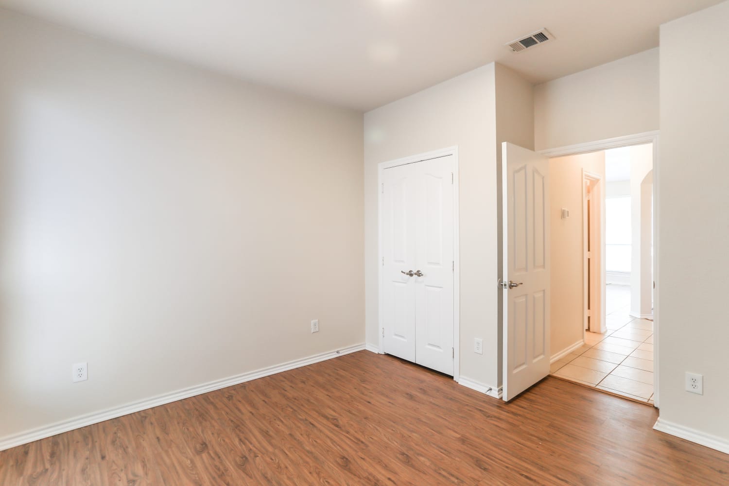 3832 Brandywine Ln, Fort Worth photo 10