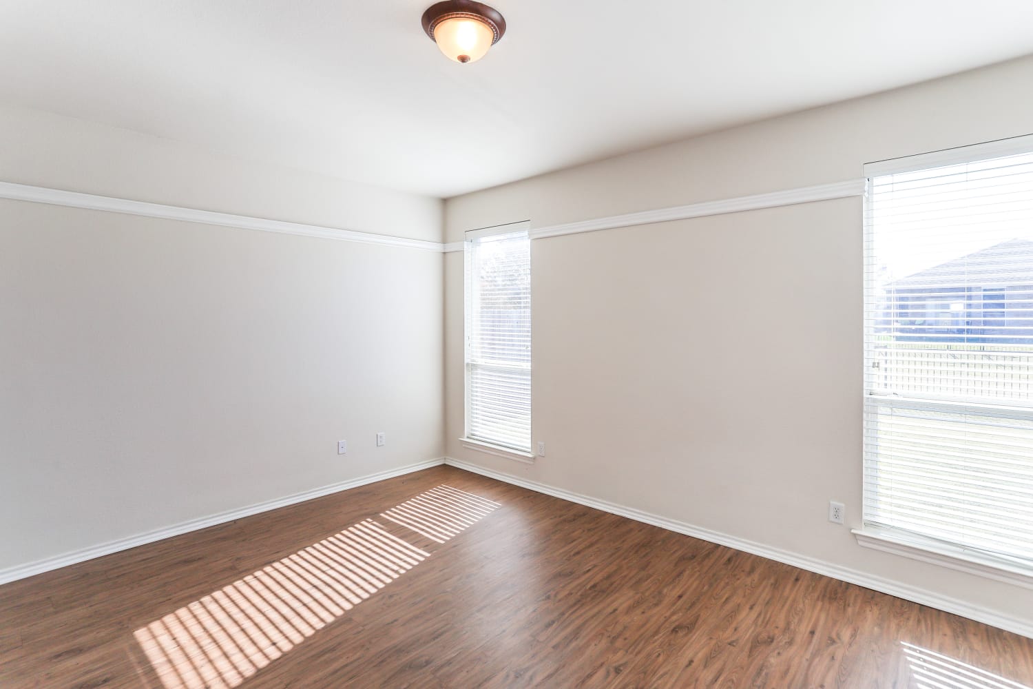3832 Brandywine Ln, Fort Worth photo 9