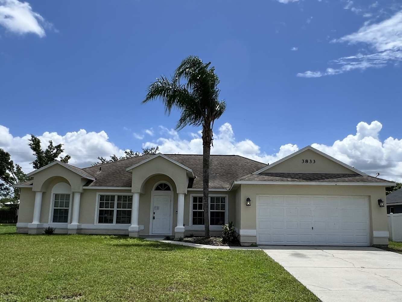 3833 SW McKim St, Port Saint Lucie photo 1