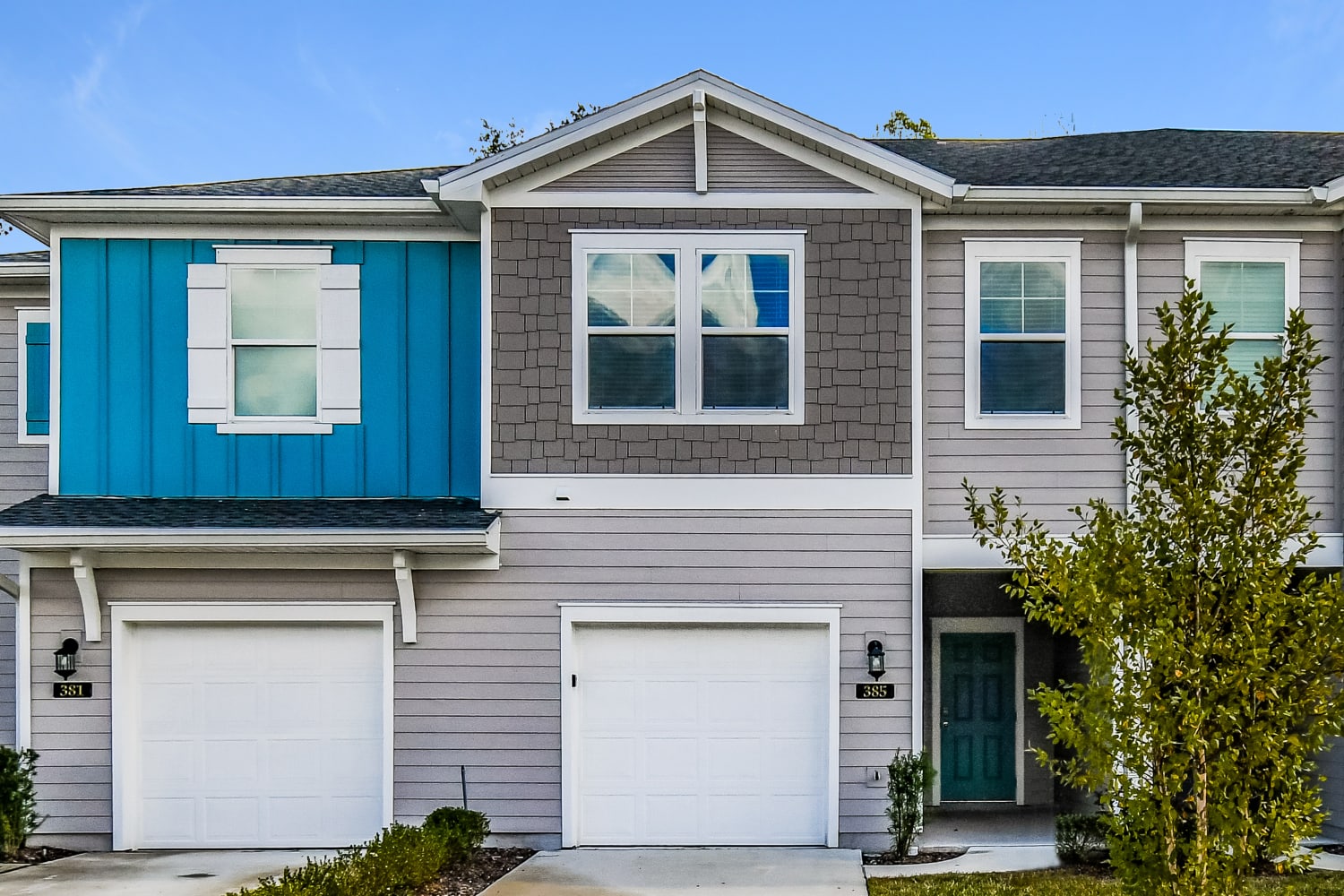 Front of 385 Cherry Ridge Dr, Orange Park, FL