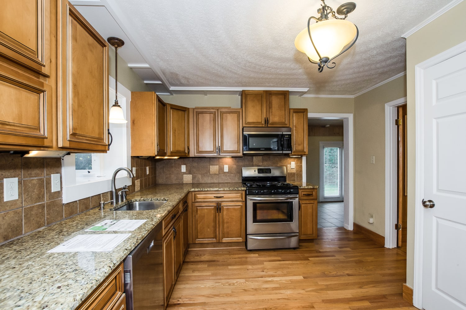 3860 Litchfield Rd, Charlotte photo 7