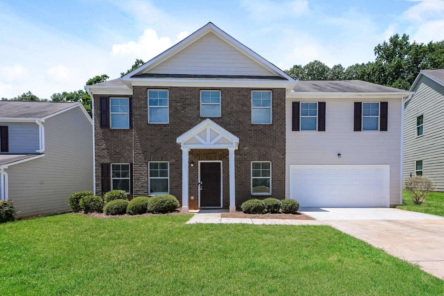 Front of 389 Village Broad St, Dacula, GA