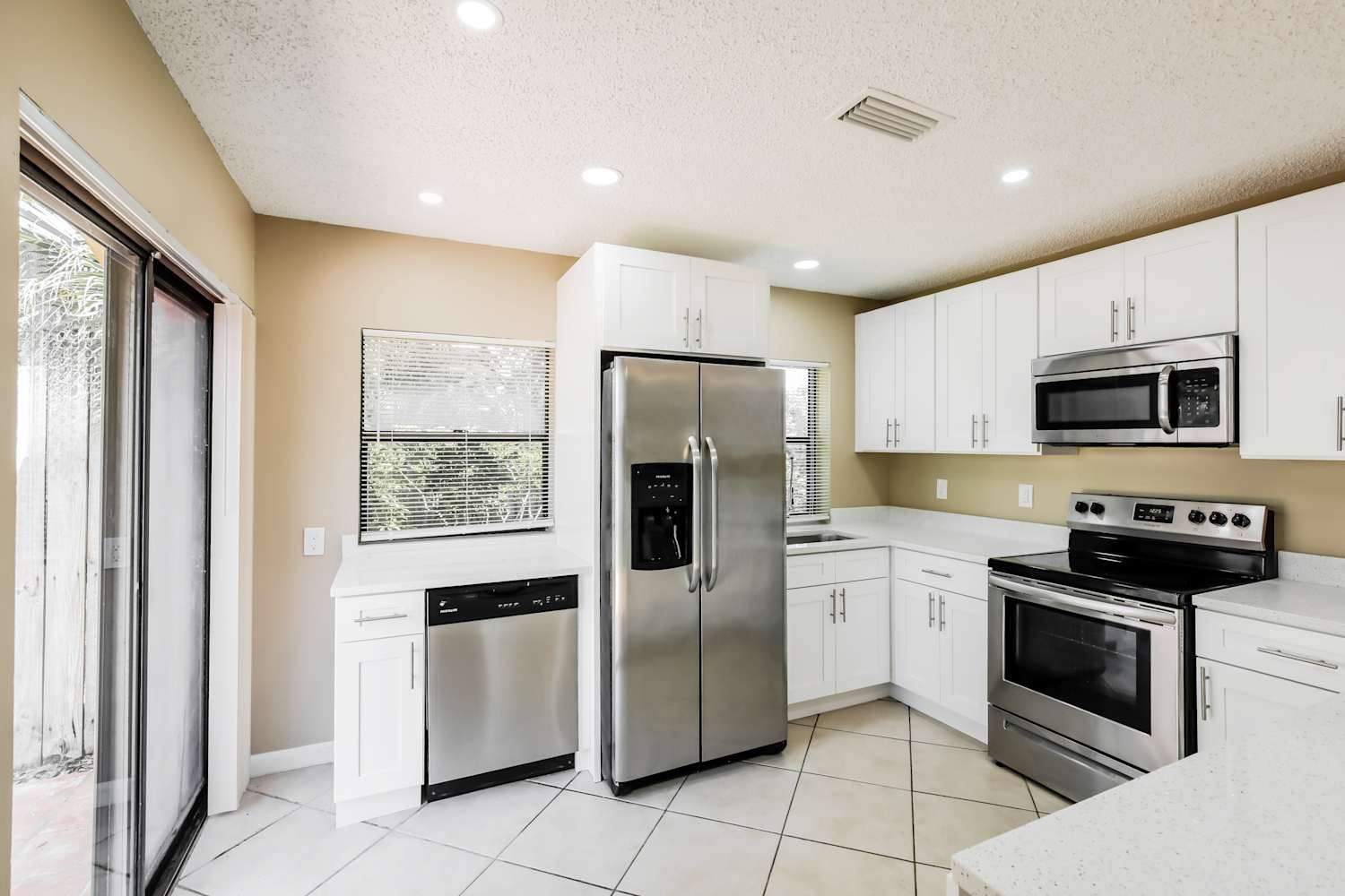 39 Forest Cir, Hollywood photo 8