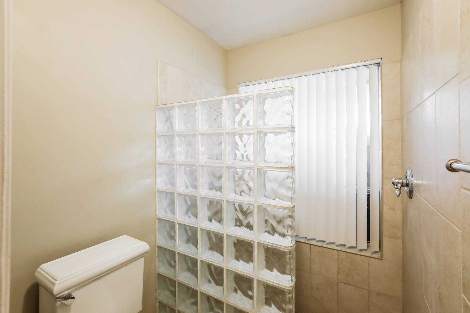 39 Forest Cir, Hollywood photo 12