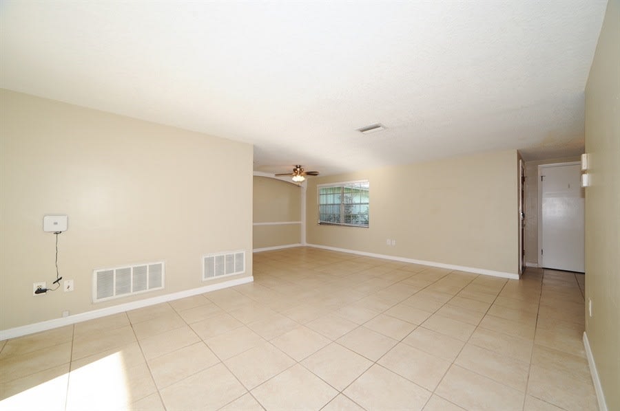 3910 Glissade Dr, New Port Richey photo 3