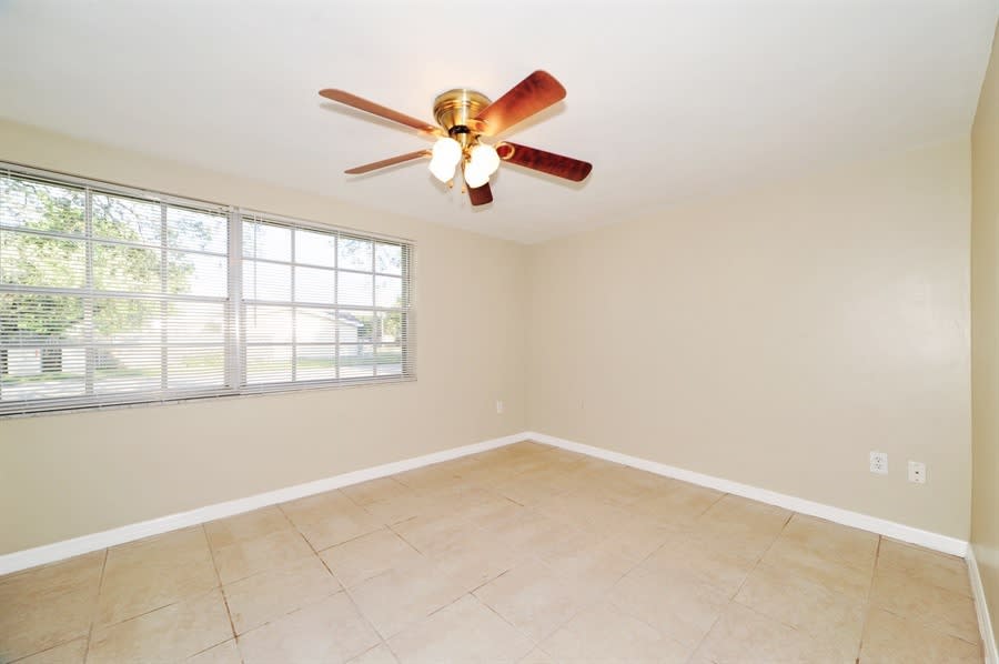3910 Glissade Dr, New Port Richey photo 13