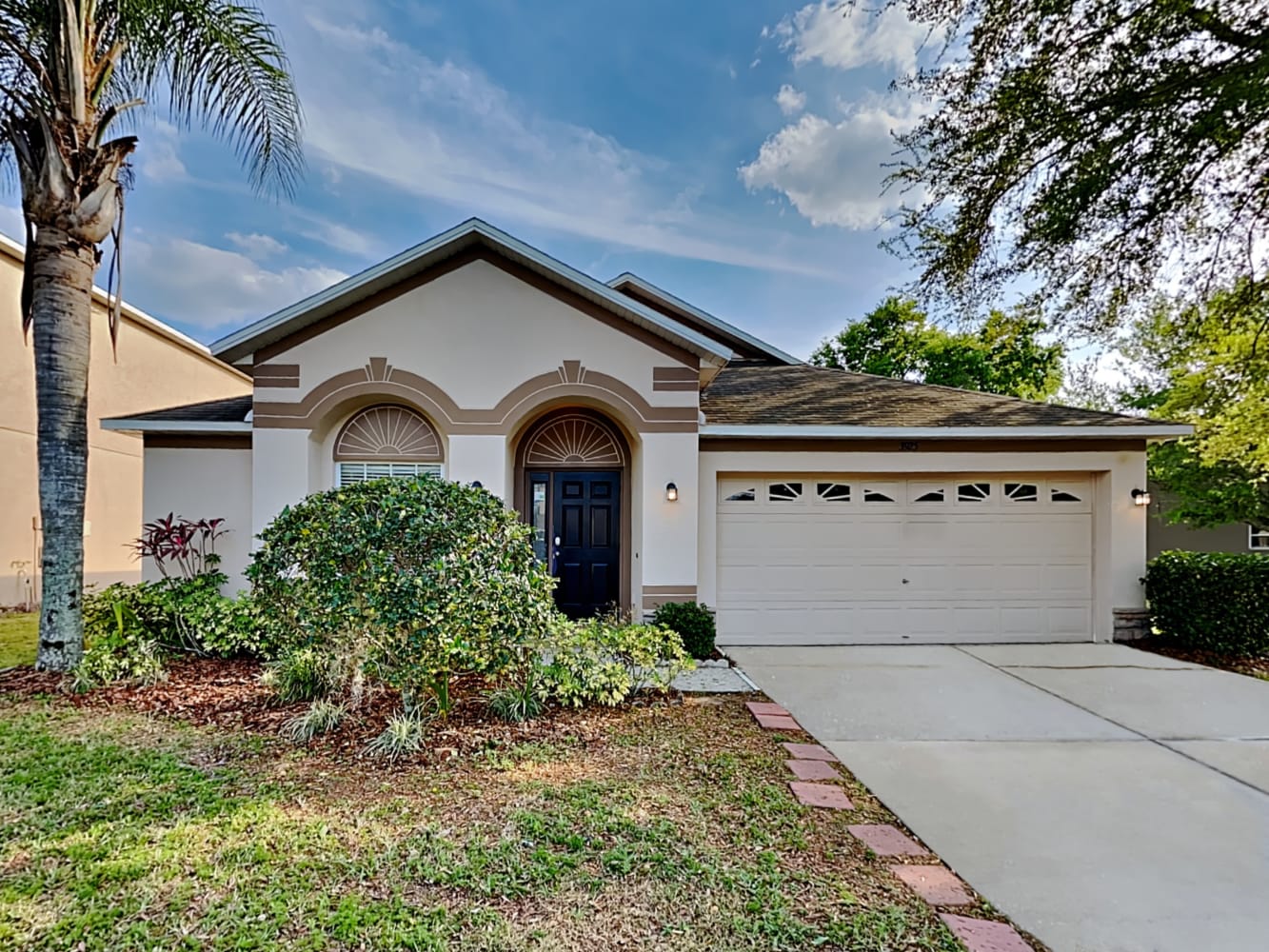 Front of 3925 Rollingsford Cir, Lakeland, FL