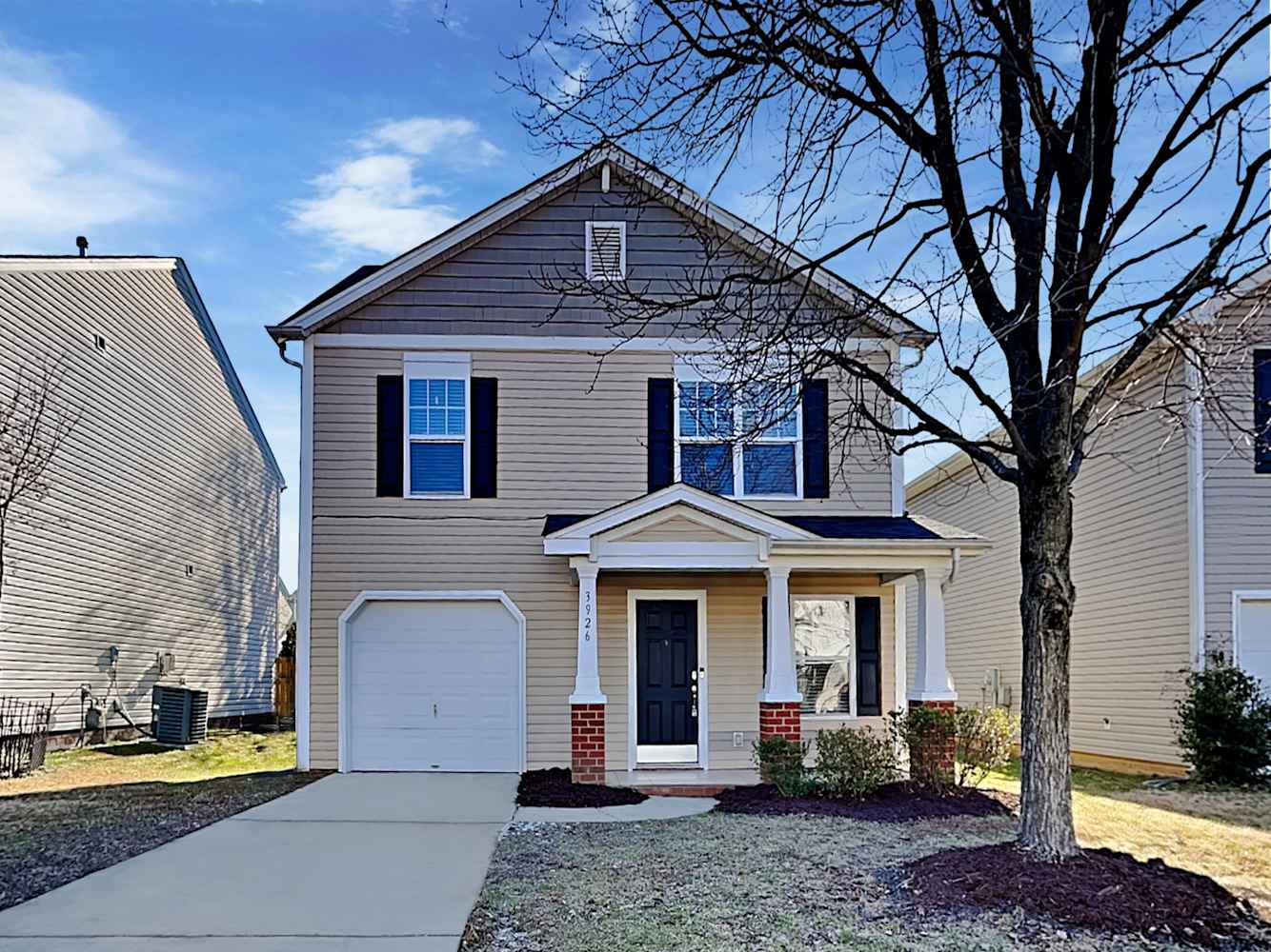 3926 Damask Dr, Charlotte photo 1