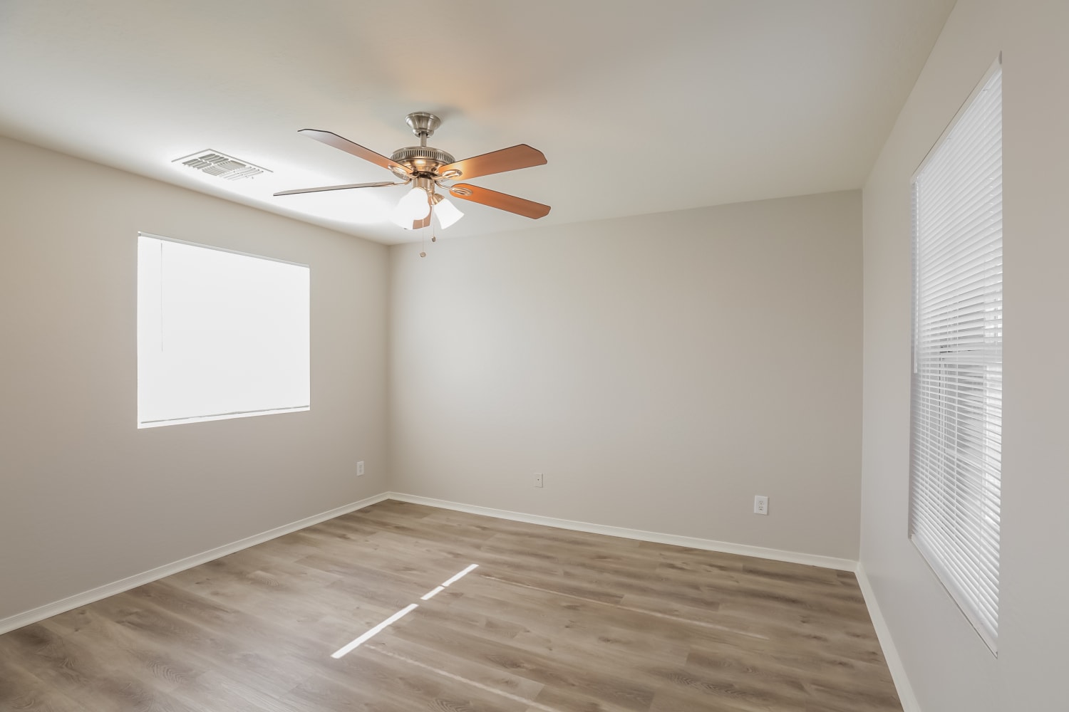 3927 S 53Rd Drive, Phoenix photo 8