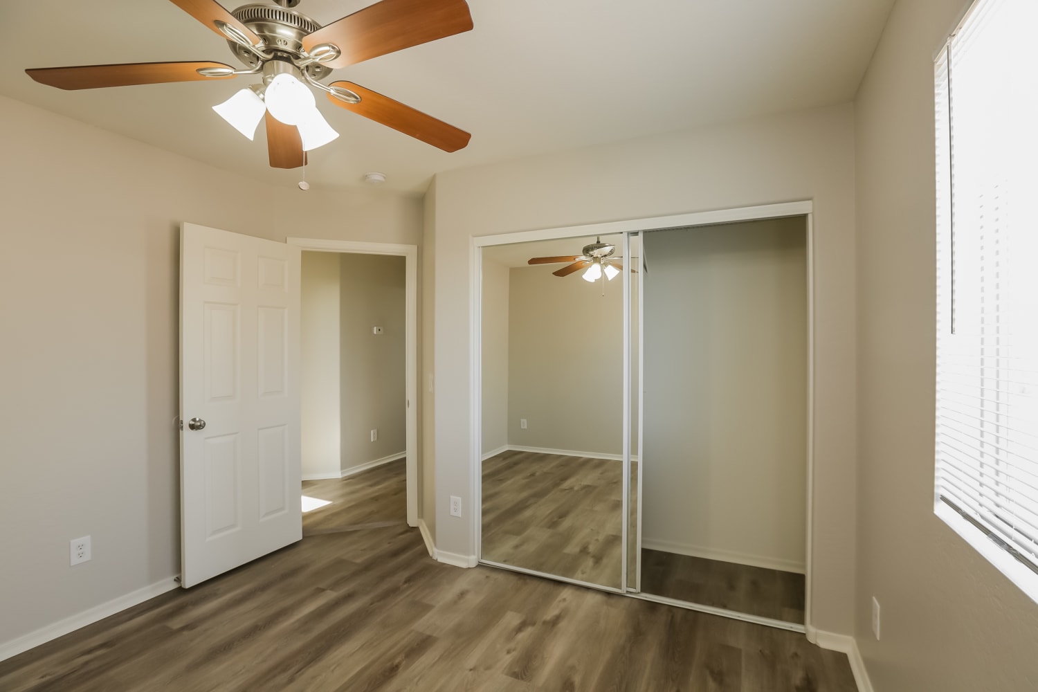 3927 S 53Rd Drive, Phoenix photo 7