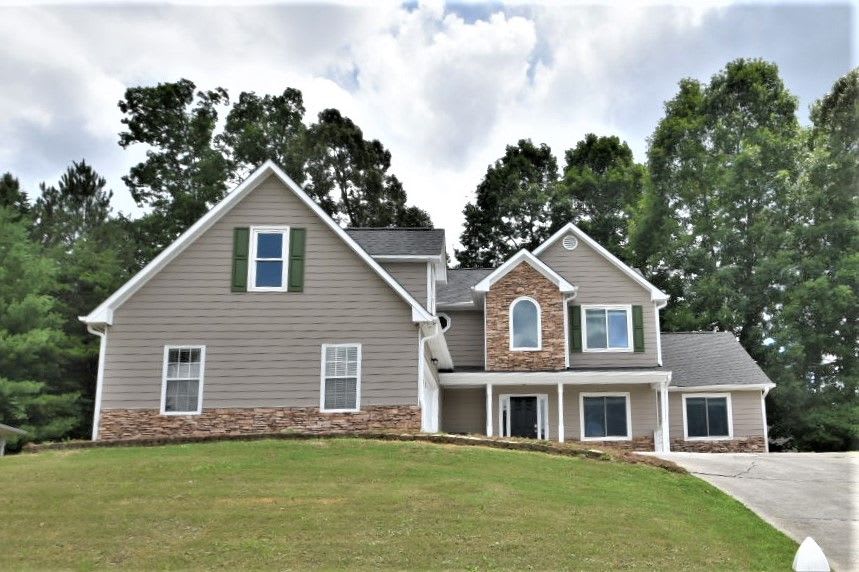 Front of 3929 Duncan Ives Dr, Buford, GA