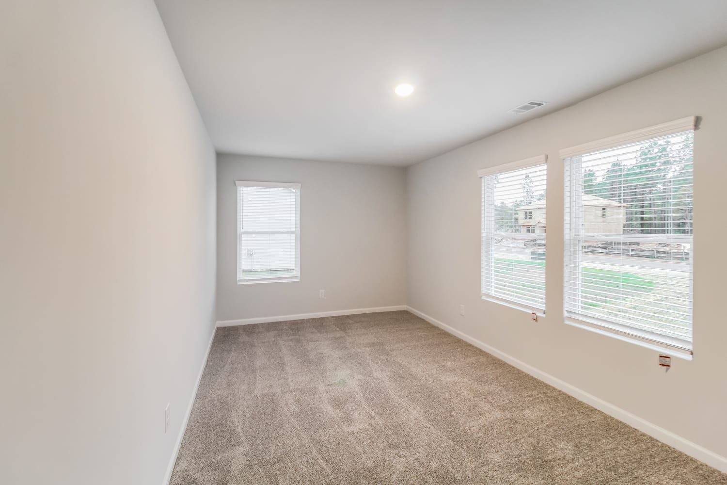 393 Amelia Ln, Covington photo 9