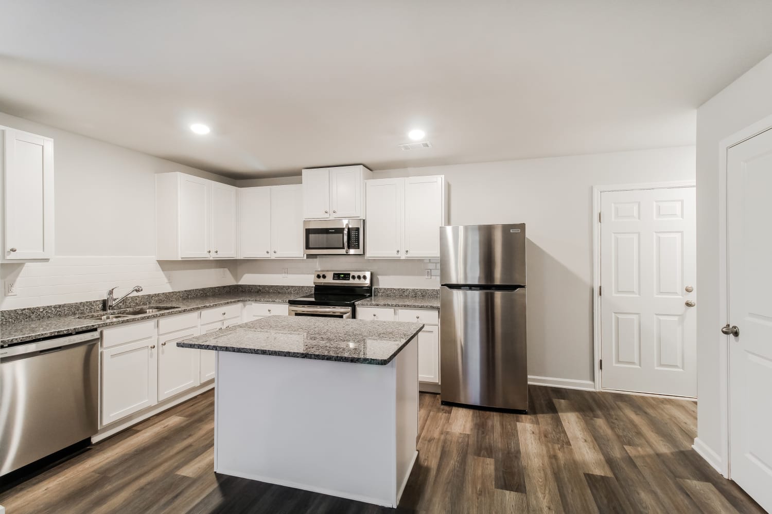 393 Amelia Ln, Covington photo 6