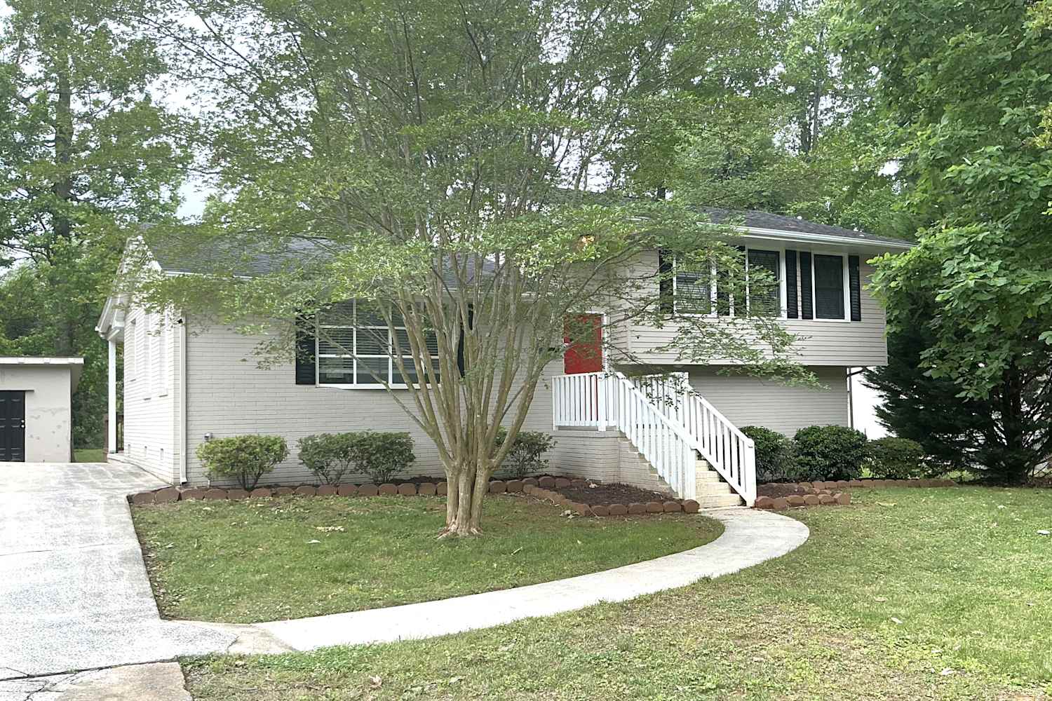 Front of 3938 Somerdale Ln, Charlotte, NC