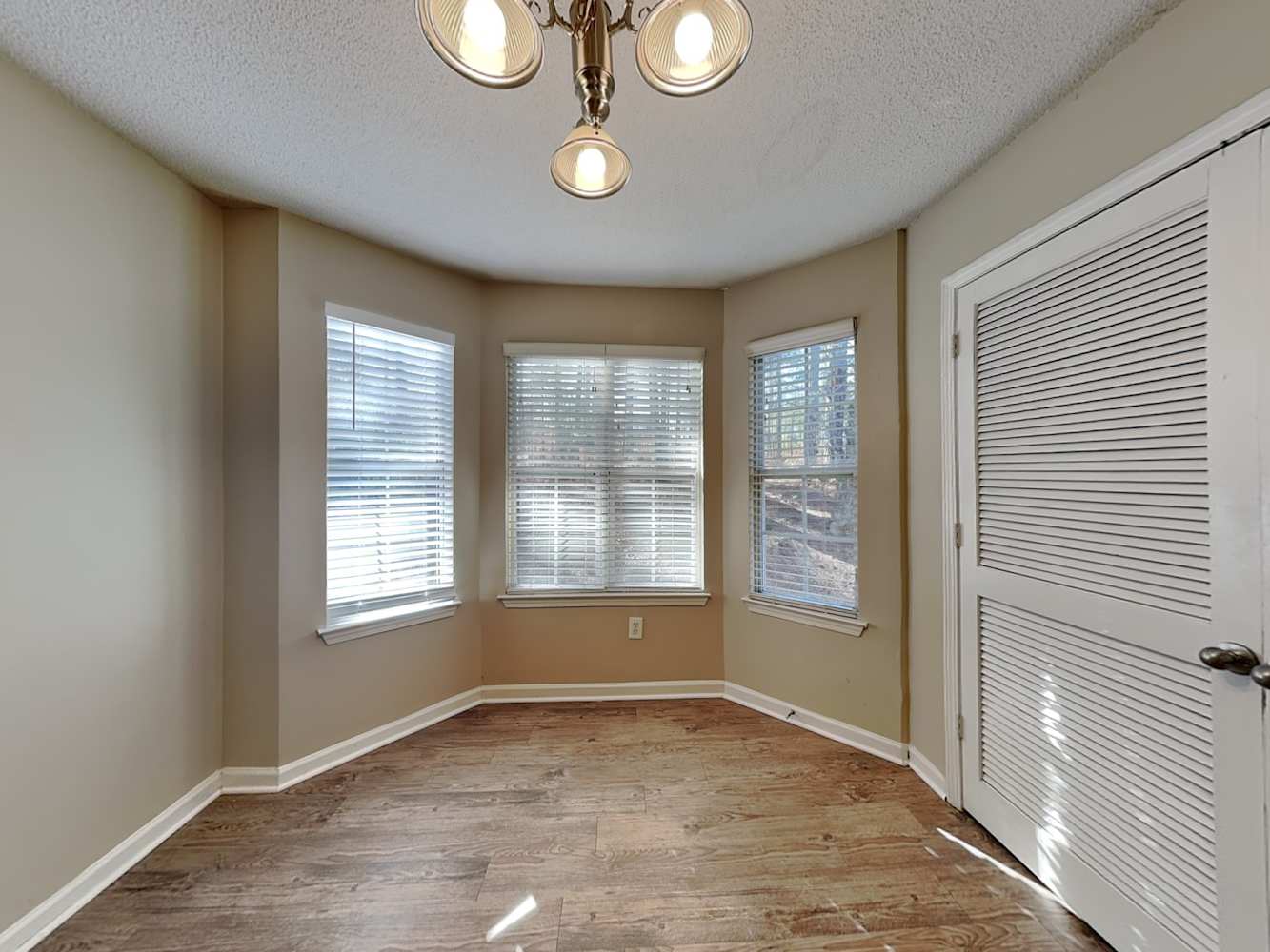 3957 Waldrop Hills Dr, Decatur photo 9