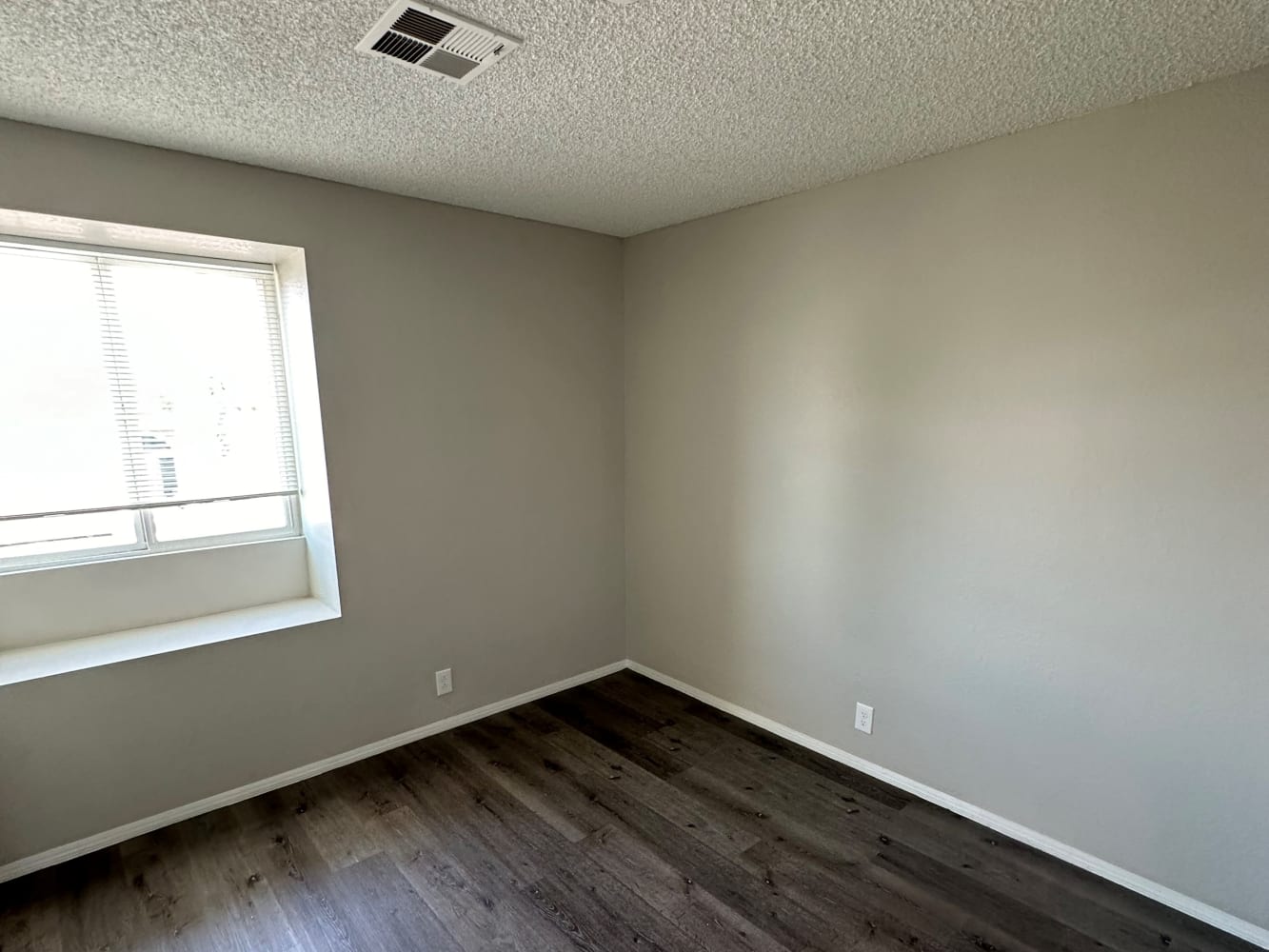 3959 W Electra Ln, Glendale photo 9