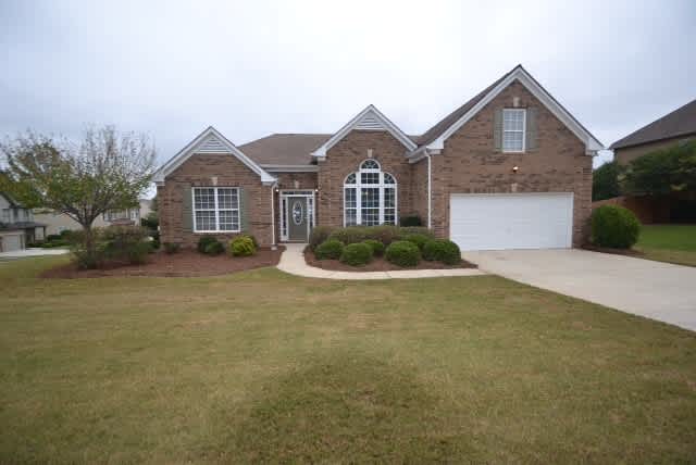 Front of 3961 Triton Ives Dr, Auburn, GA