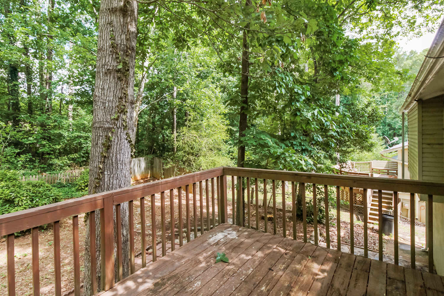 3968 Valley Brook Rd, Snellville photo 18