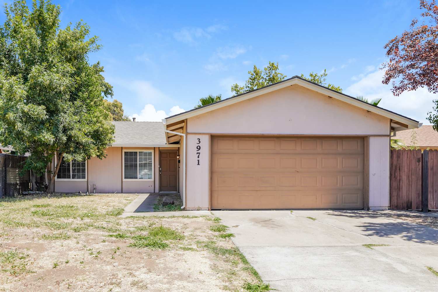 3971 Avante Way, Sacramento photo 1