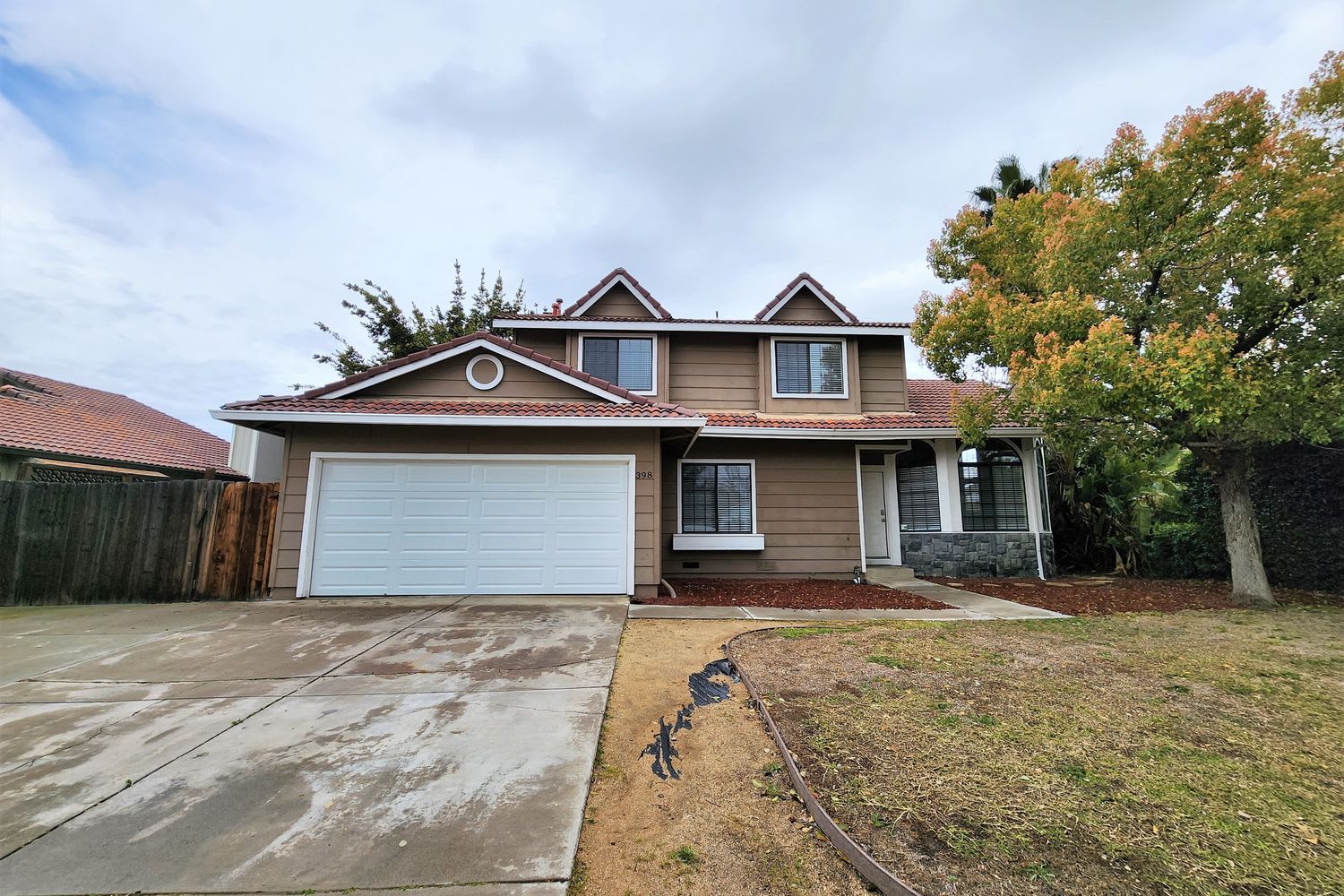 Front of 398 Wintergreen Dr, Brentwood, CA