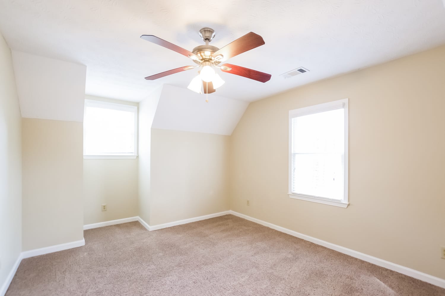 40 Oak Landing Ln, Douglasville photo 14