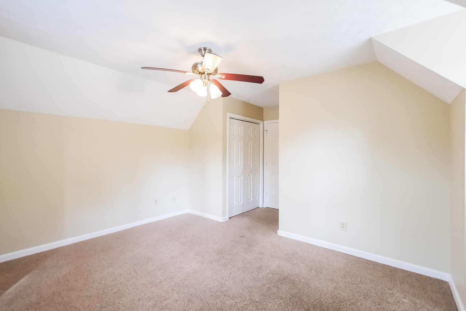 40 Oak Landing Ln, Douglasville photo 13