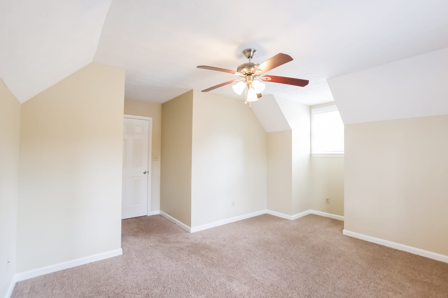 40 Oak Landing Ln, Douglasville photo 12