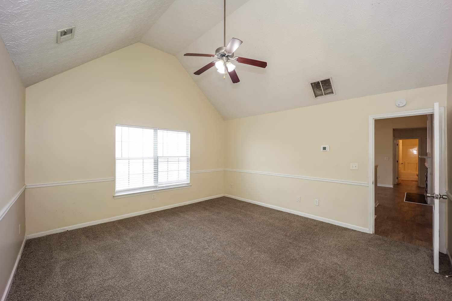 400 Upson Ln, College Park photo 12