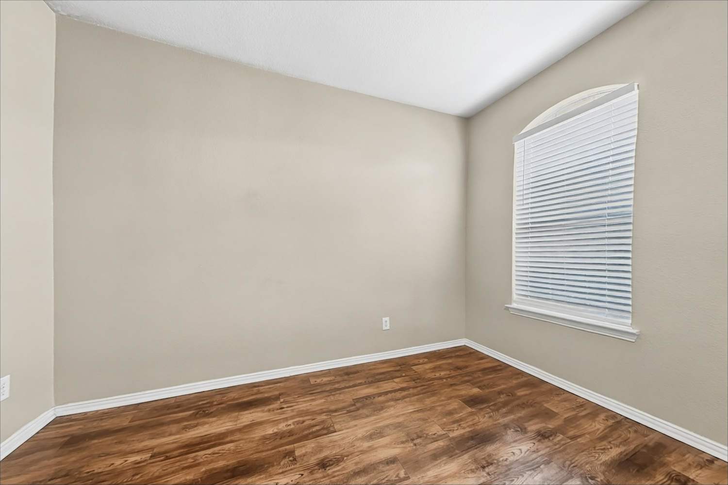 4000 Iris Ct, Haltom City photo 20