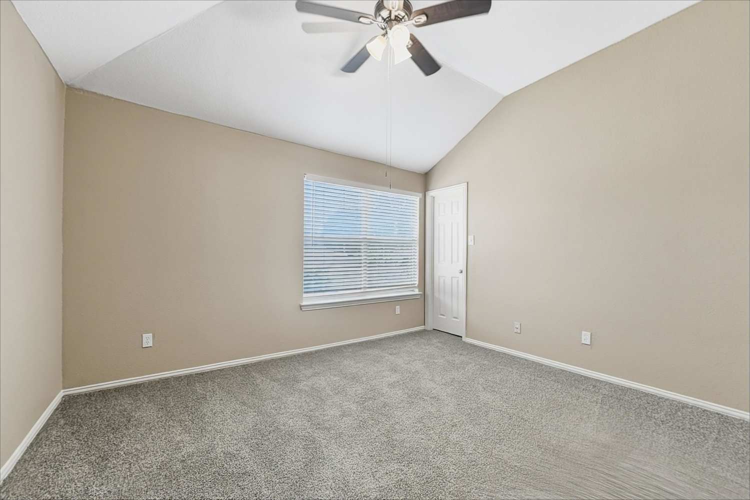 4000 Iris Ct, Haltom City photo 17