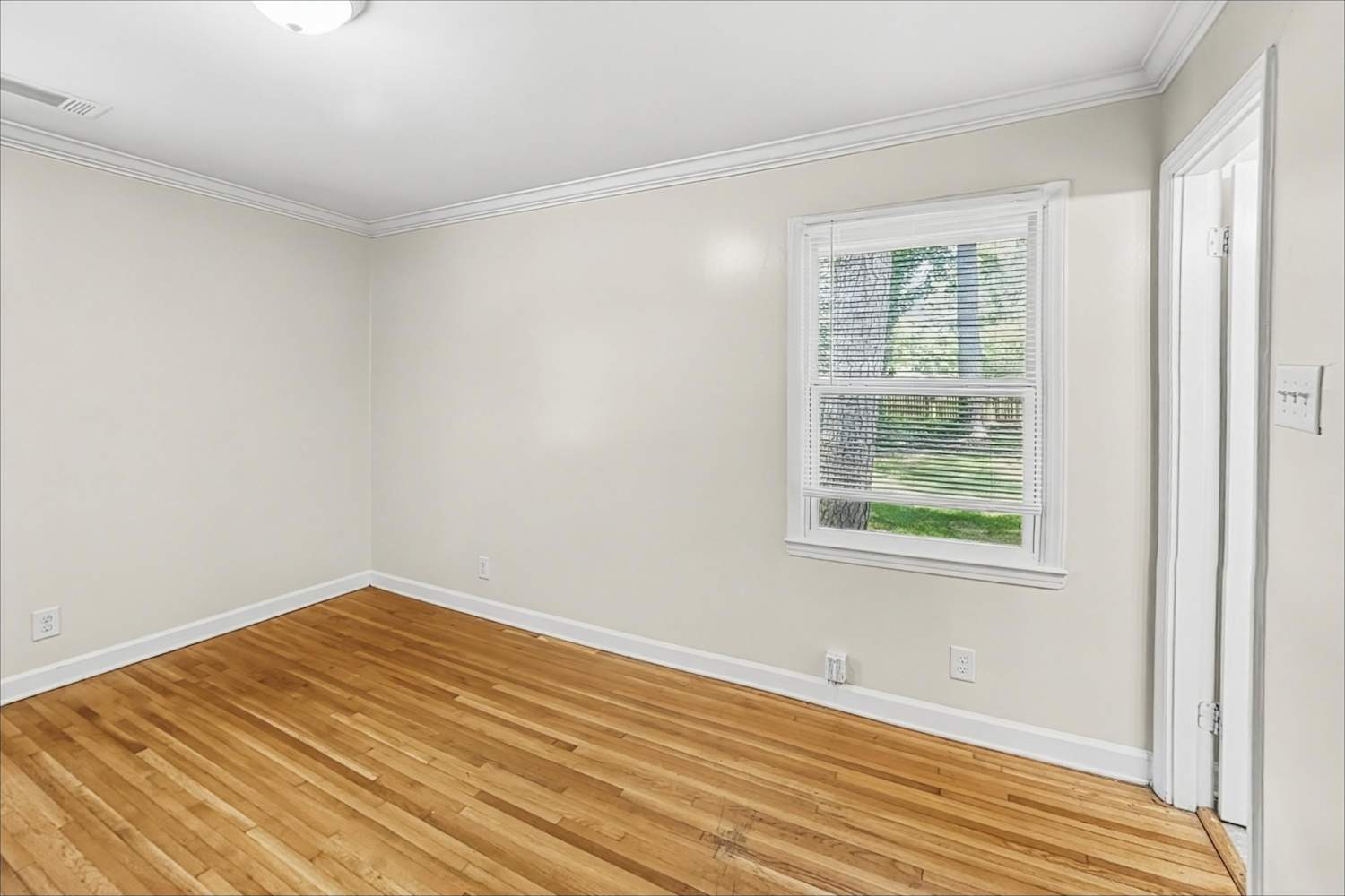 4001 Abbeydale Dr, Charlotte photo 16